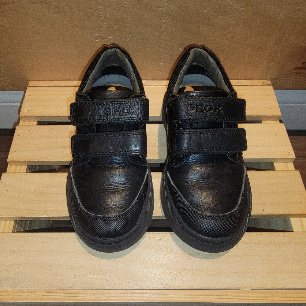 Geox Riddock Boys Shoes Size EU 27 / US Toddler 10 Velcro Black
